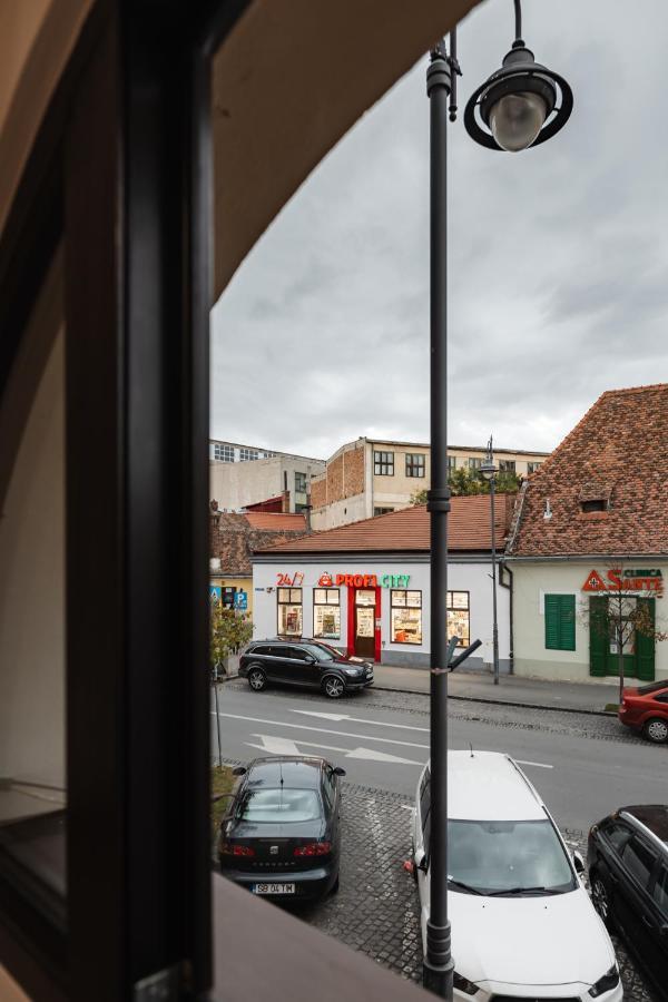 Downtown Cio Apartment Sibiu Exterior foto